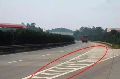 交警提醒 高速公路常見的這幾種標線，不懂可能吃大虧！